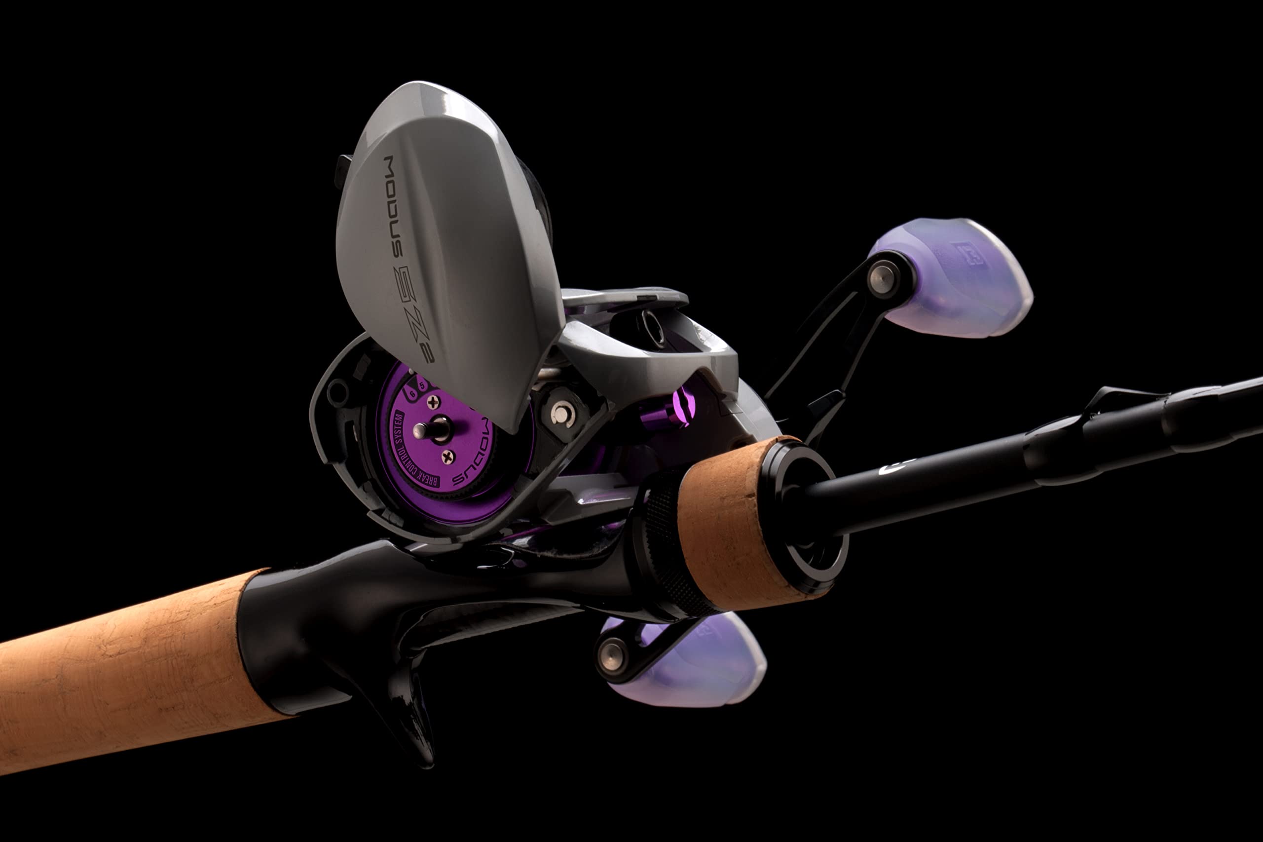 13 FISHING - Modus SZ2 Baitcast Reel - 7.3:1 Gear Ratio - Left Hand Retrieve