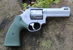 MBT GRIPS/Bold Grip® - Classic - fits All Large Frame Taurus - Medium (44, 608,
