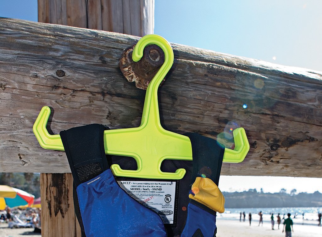 Underwater Kinetics Super BC Hanger Yellow Medium, view 2