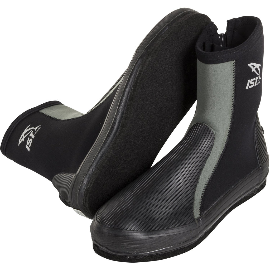 IST 3mm Tall cut boots with 10mm thick felt sole, view 2