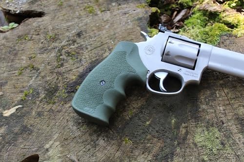 MBT GRIPS/Bold Grip® - EDC Grip for Taurus Medium Frame 44, 608, 66, 65, 82 and