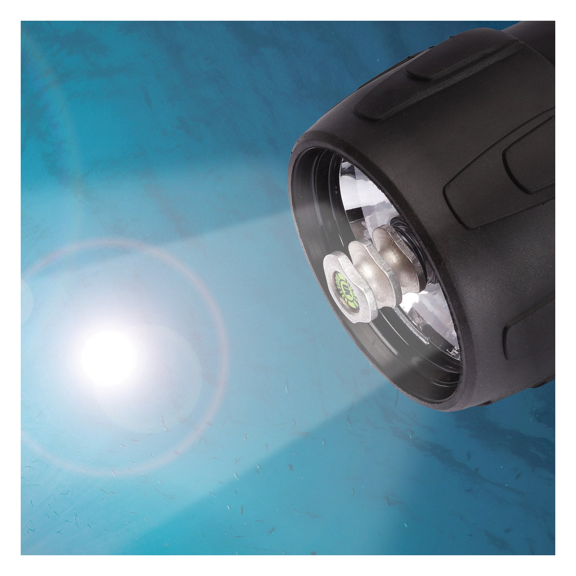 Underwater Kinetics C4 eLED (L2) Dive Light w/ NiMH Battery/Charger, Black