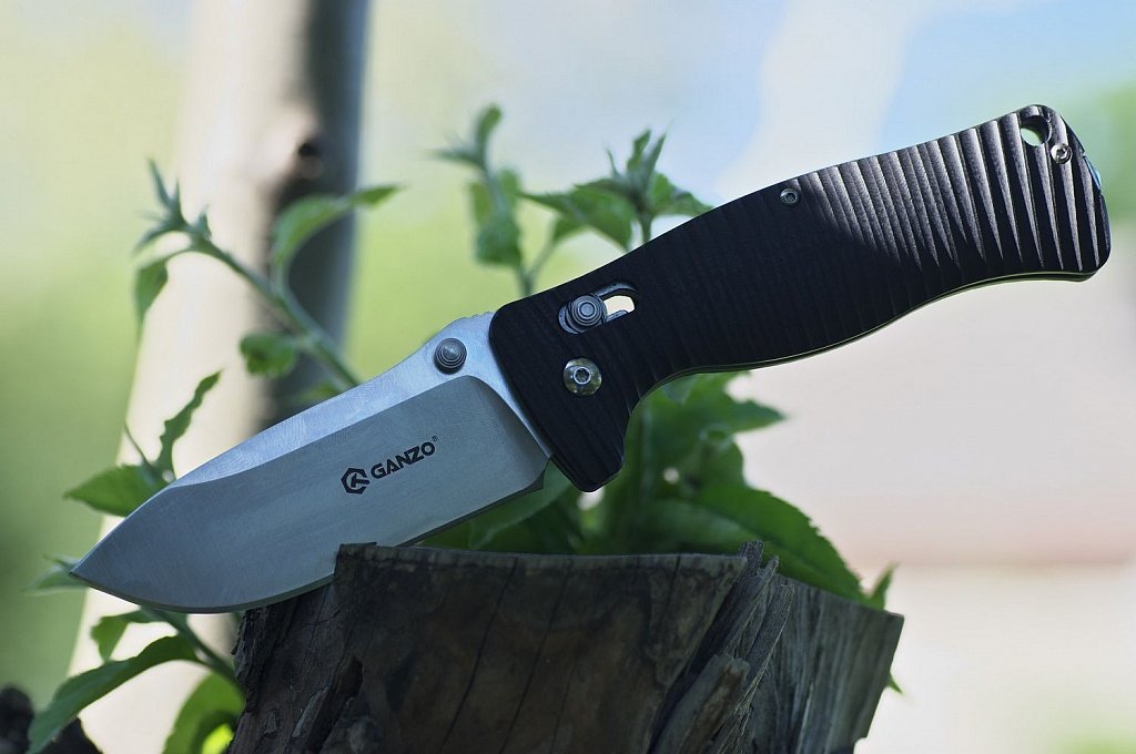 Ganzo G720-BK Tactical Folding Knife Multi Tool Window